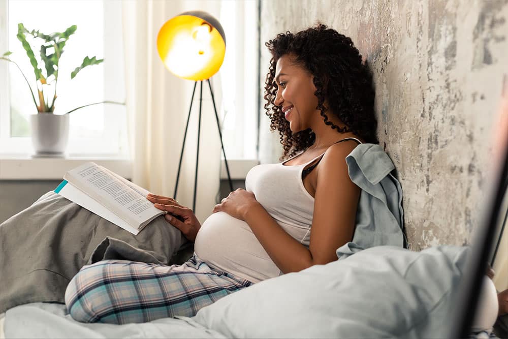 Female keeping healthy during pregnancy